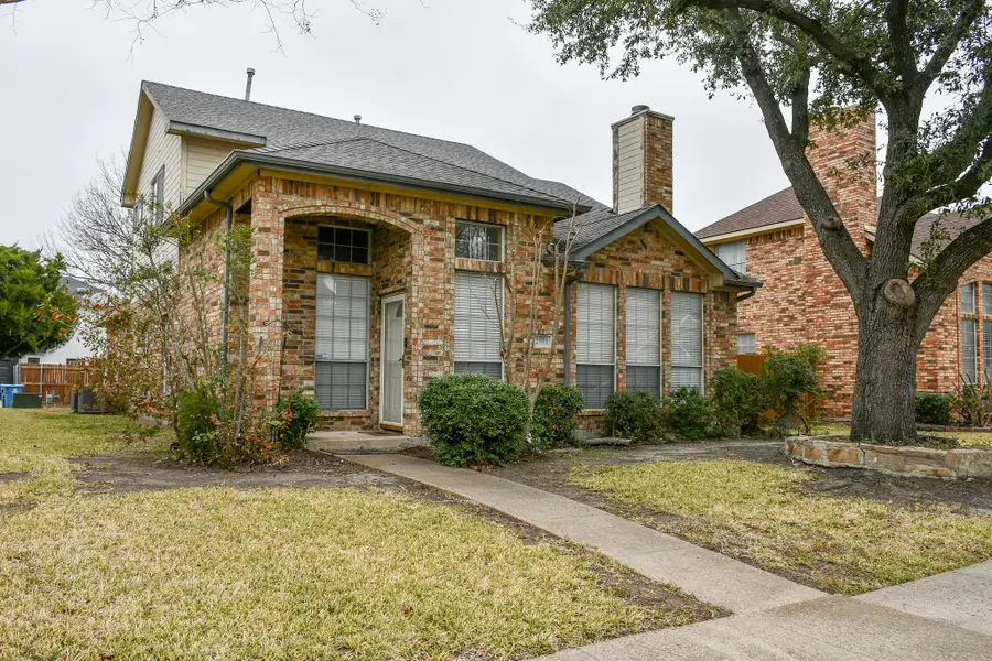 2901 Lois Lane, Rowlett, TX 75088 - Image #2