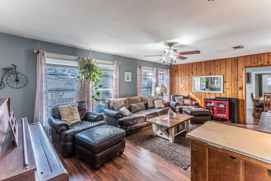 1605 Franklin Street, Weatherford, TX 76086 - Image #2