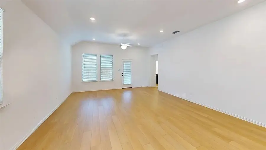 2105 N Washington Street, Princeton, TX 75407 - Image #3