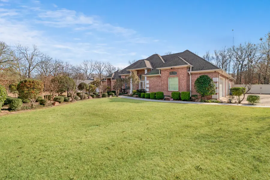 283 Butternut Lane, Powderly, TX 75473 - Image #2