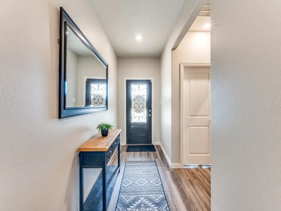 5616 Shannon Creek Road, Fort Worth, TX 76126 - Image #3