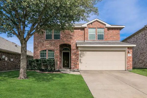 322 Highland Creek Drive, Wylie, TX 75098