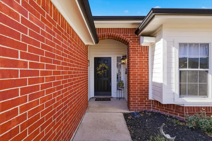 1305 Rye Glen Drive, Midlothian, TX 76065 - Image #2