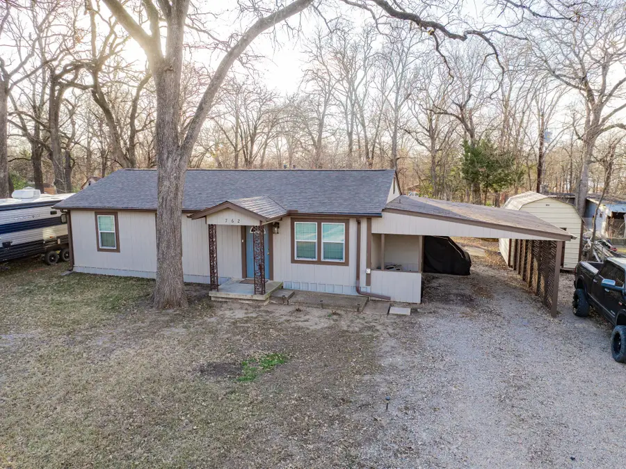 762 Oak Leaf Trail, East Tawakoni, TX 75472 - Image #3