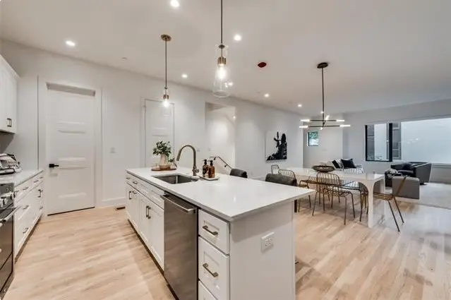 2633 Reagan Street #106, Dallas, TX 75219 - Image #3