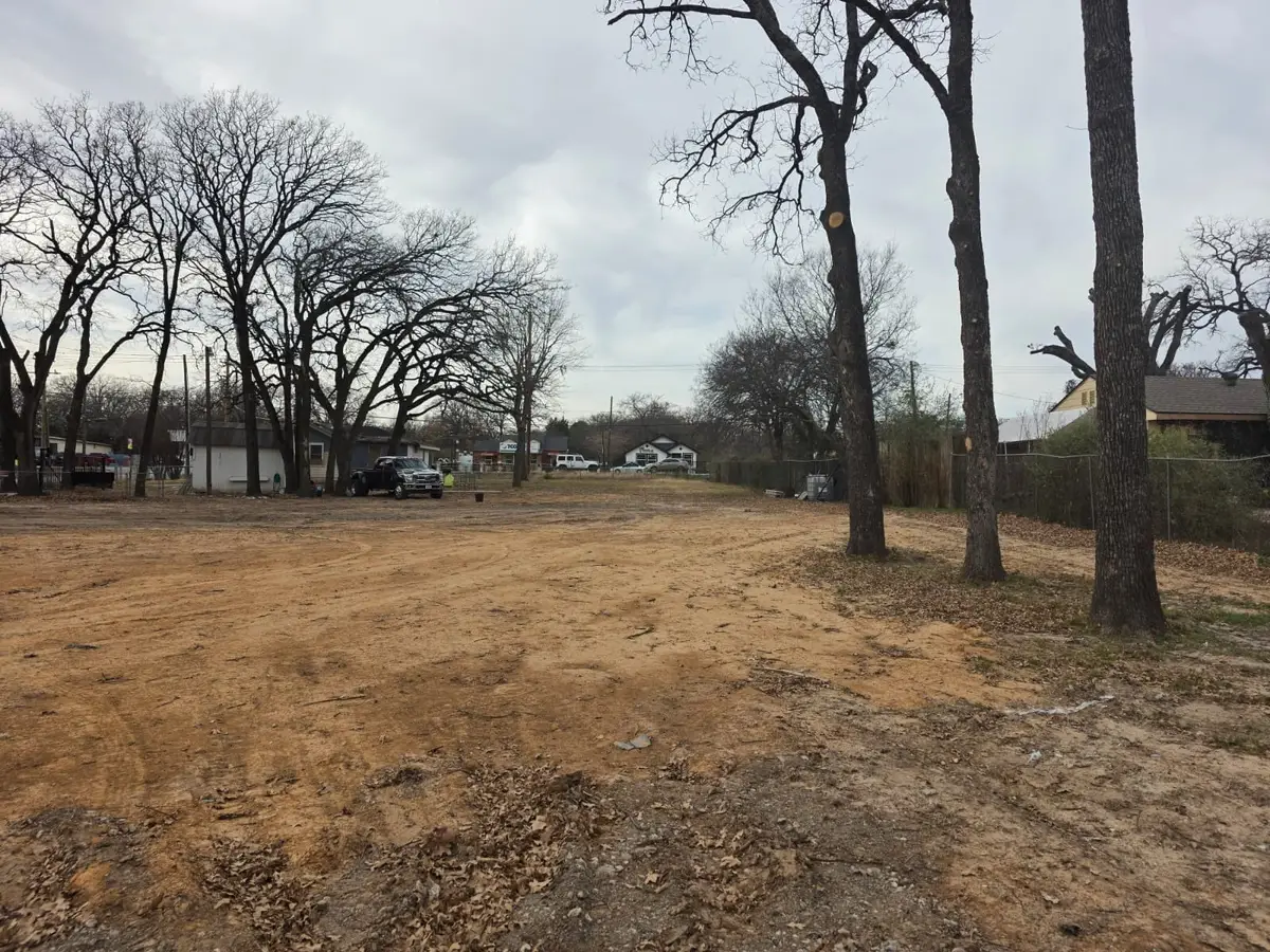 3422 S Peachtree Road, Balch Springs, TX 75180 - Image #1