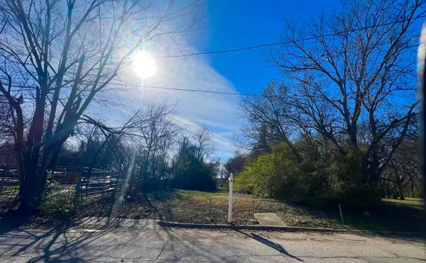 1529 Fleetwood Street, Dallas, TX 75223