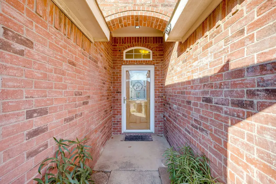 2068 Joyner Ranch Road, Fort Worth, TX 76134 - Image #3