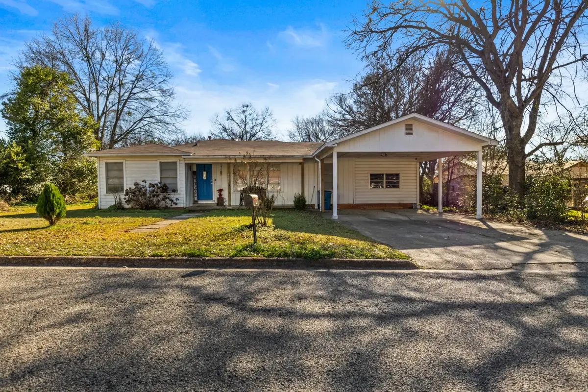 1210 E 4th Street, Mount Pleasant, TX 75455 - Image #1