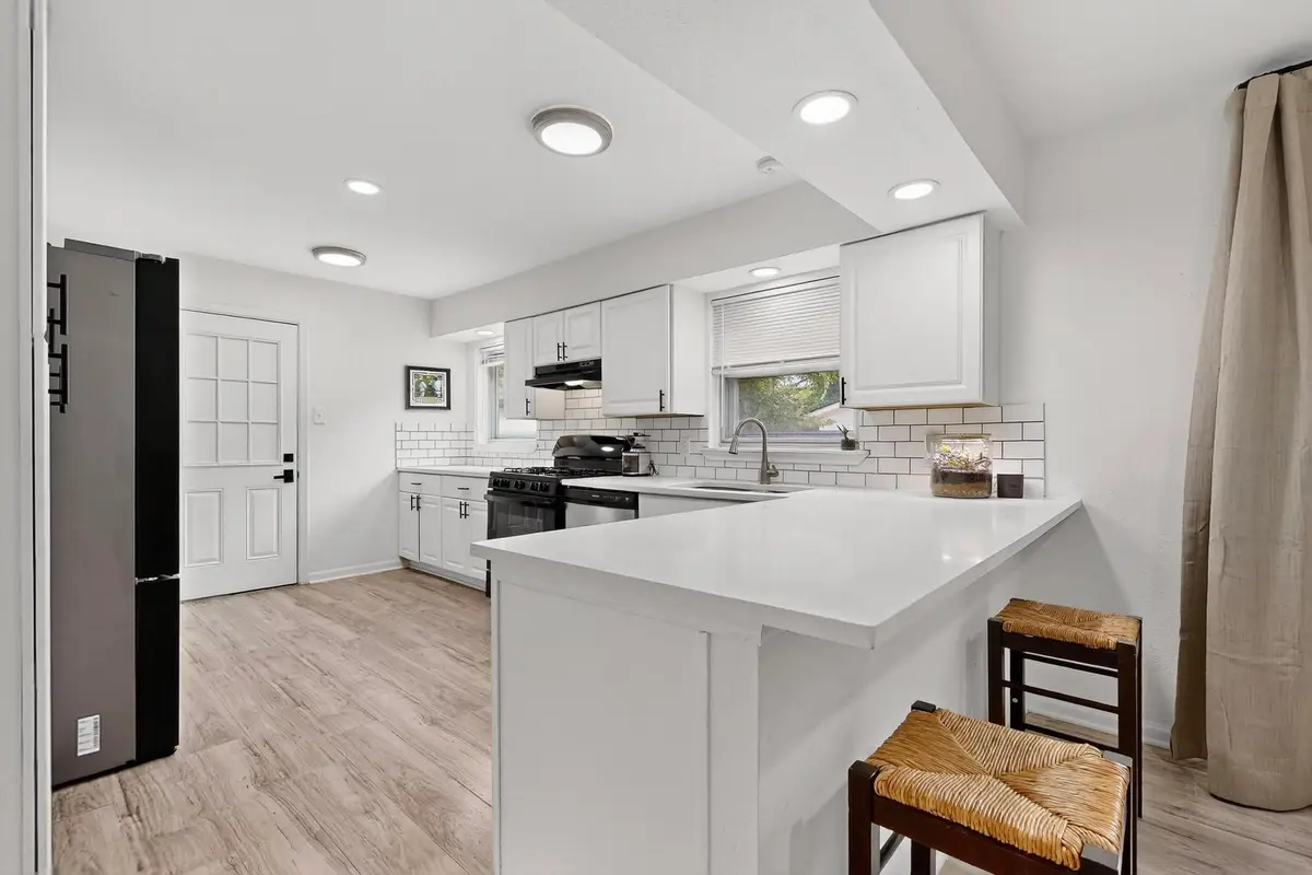 10834 Cassandra Way, Dallas, TX 75228 - Image #1