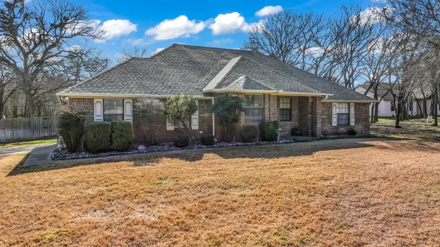 3404 Stage Coach Trail, Weatherford, TX 76087 - Image #2