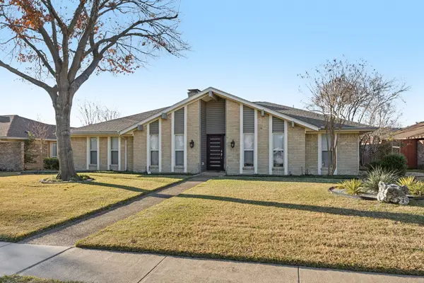 902 Windsong Trail, Richardson, TX 75081