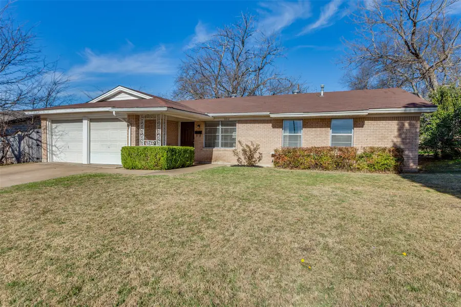 8612 Bangor Drive, Fort Worth, TX 76116 - Image #2