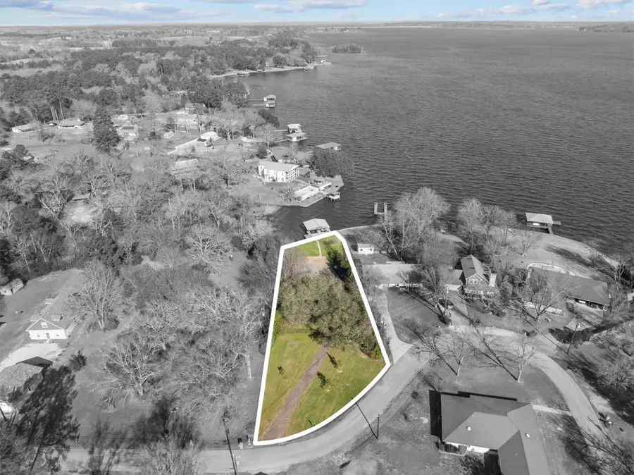 23322 Three Points Drive, Frankston, TX 75763 - Image #2