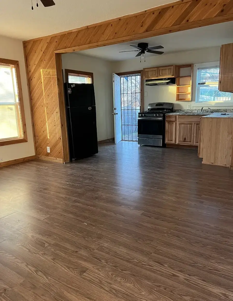 7416 Gaston Avenue, Fort Worth, TX 76116 - Image #2