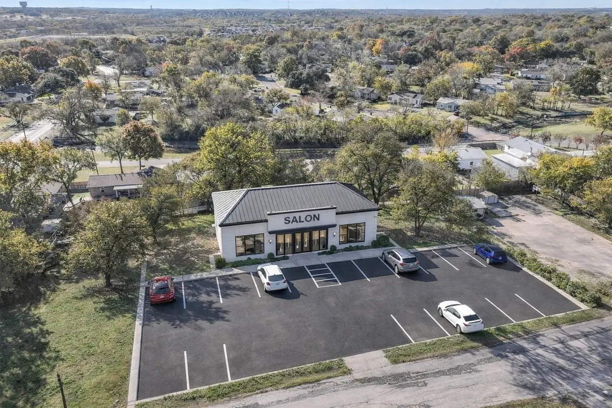 213 W Eldred Street #1, Burleson, TX 76028 - Image #1