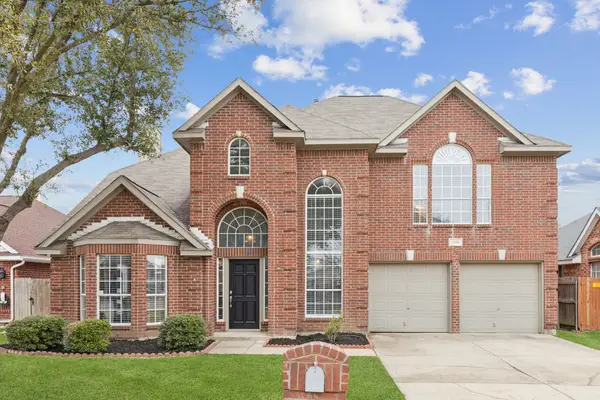 5809 Chatsworth Court, Arlington, TX 76018
