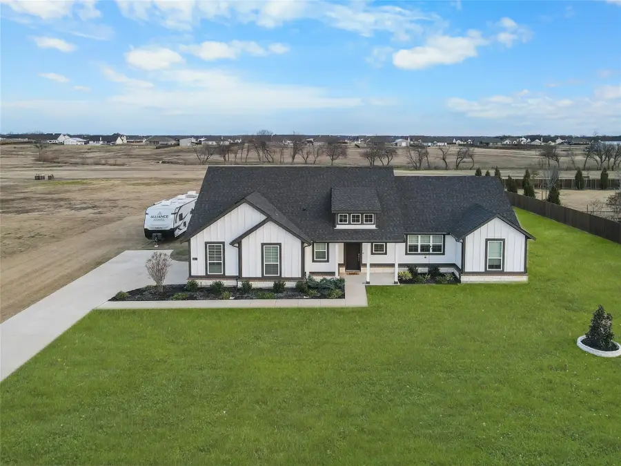 2517 Southern Oak Trail, Oak Ridge, TX 75161 - Image #3