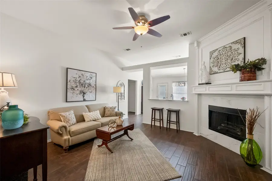 1307 Hidden Oaks Drive, Mansfield, TX 76063 - Image #3