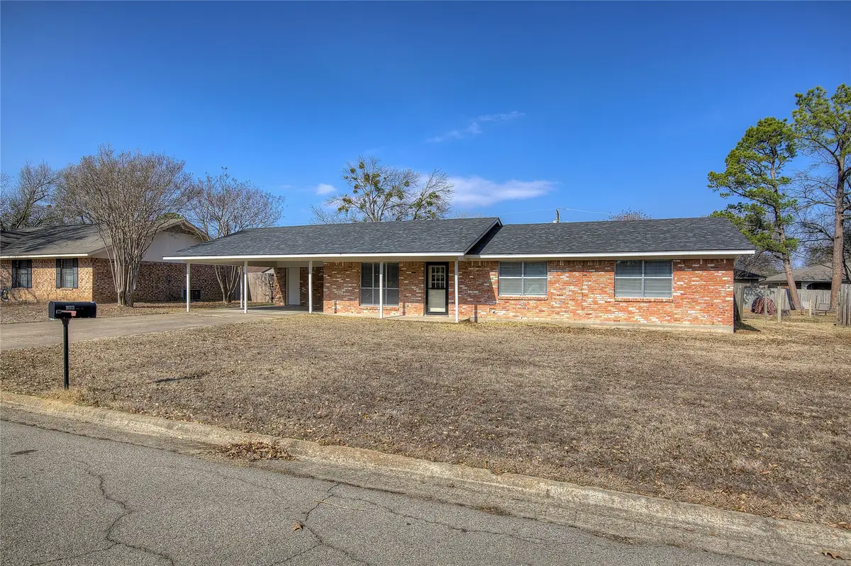 952 Moore Street S, Sulphur Springs, TX 75482 - #1