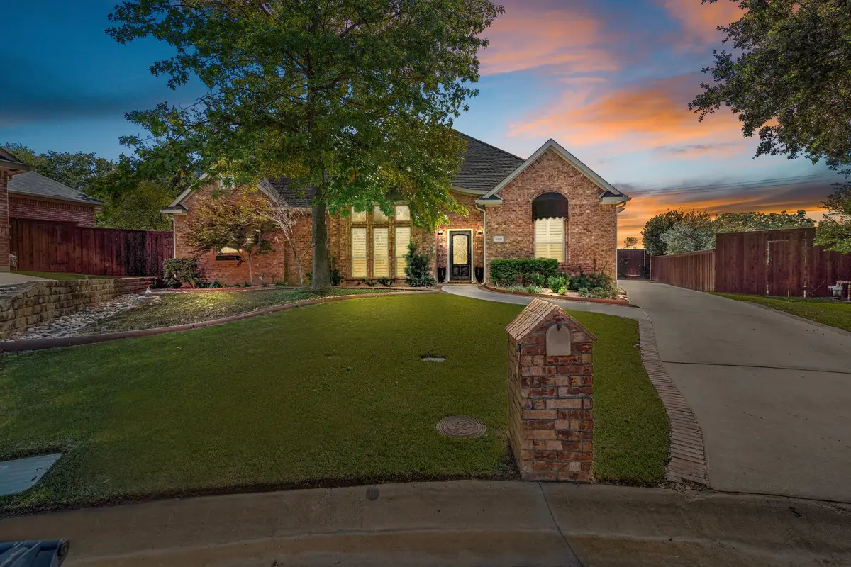 900 Ellison Park Circle, Denton, TX 76205 - Image #1