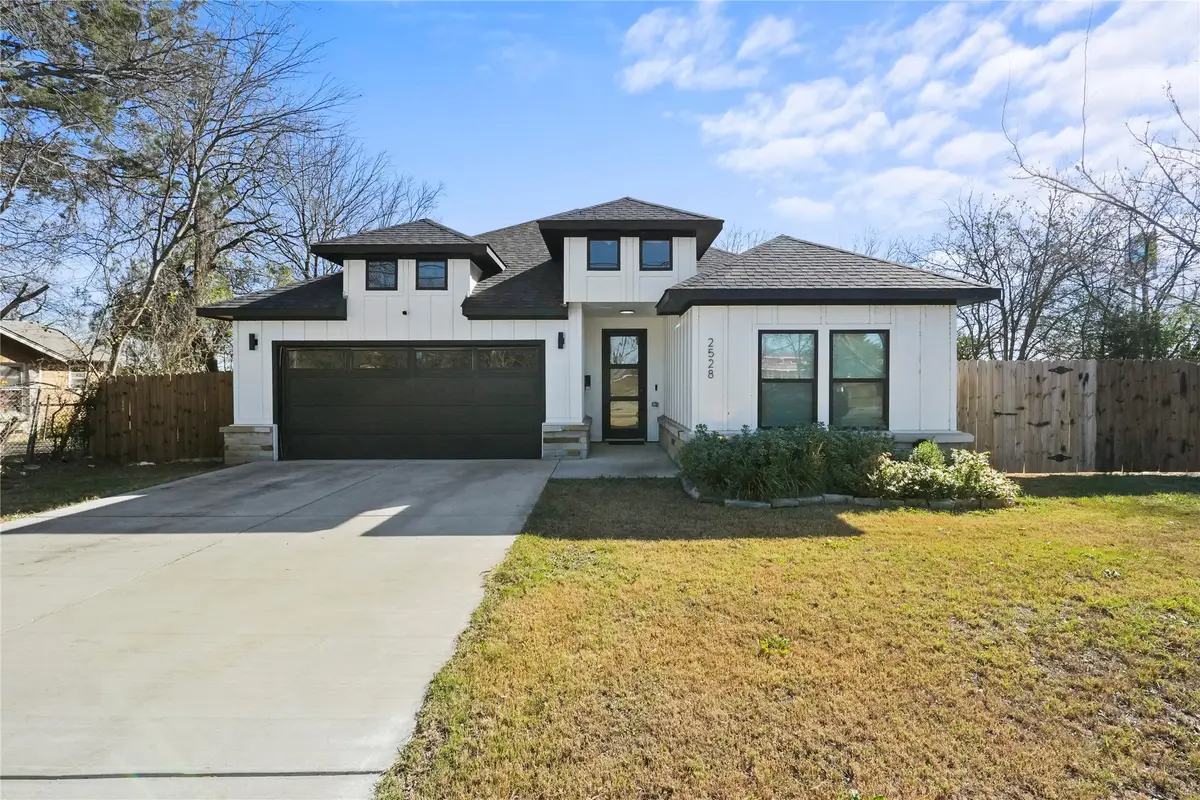 2528 Mojave Drive, Dallas, TX 75241 - Image #1
