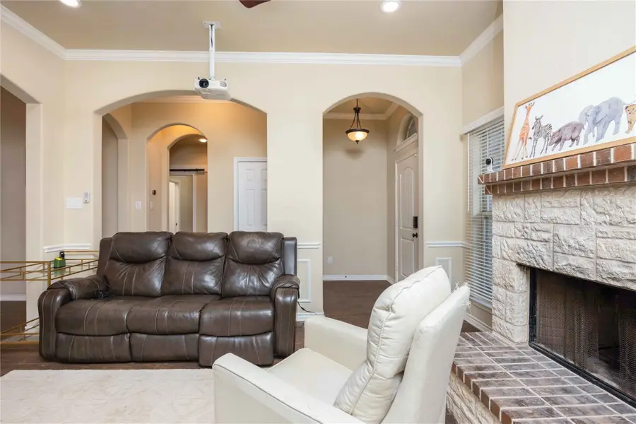 4511 W Lake Highlands Drive, The Colony, TX 75056 - Image #3