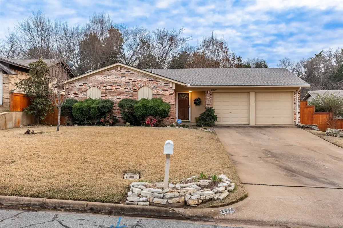 2810 Shawn Drive, Denison, TX 75020 - Image #1