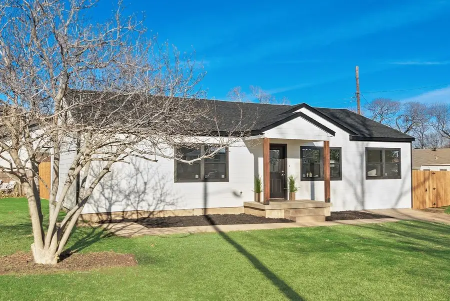 2505 Poinsettia Drive, Dallas, TX 75211 - Image #2