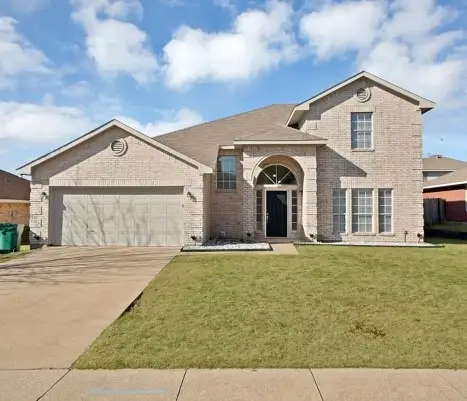811 Parkside Drive, Cedar Hill, TX 75104 - Image #1