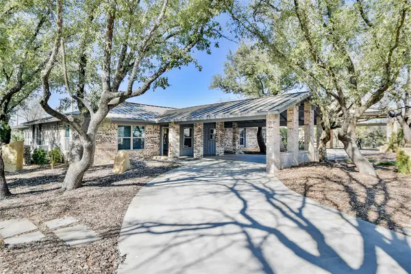 712 Squaw Creek Road, Willow Park, TX 76087