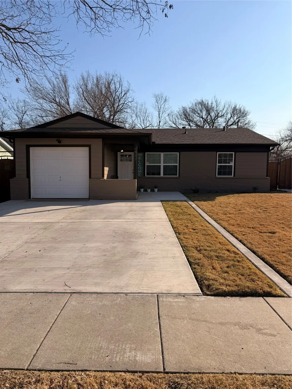 1529 Daniel Drive, Arlington, TX 76010 - Image #1