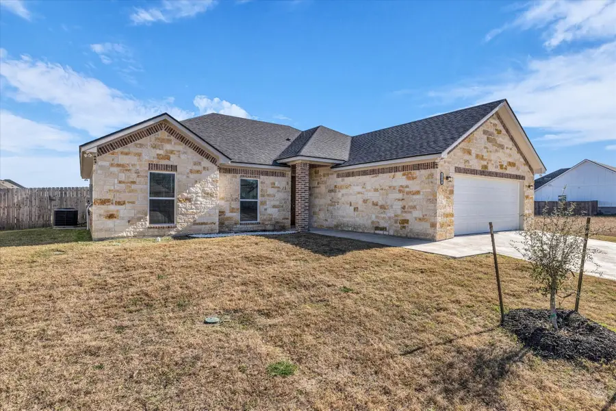 110 Indian Trails Road, Riesel, TX 76682 - Image #3
