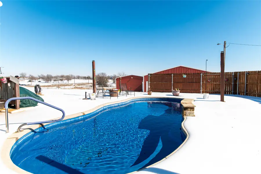 593 Chisholm Hills Drive, New Fairview, TX 76078 - Image #2