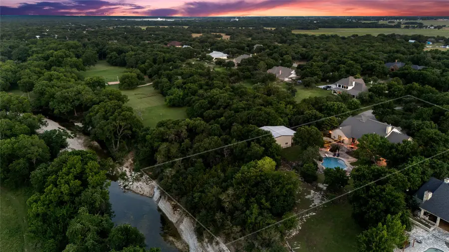 840 Winding Trail, Crawford, TX 76638 - Image #3