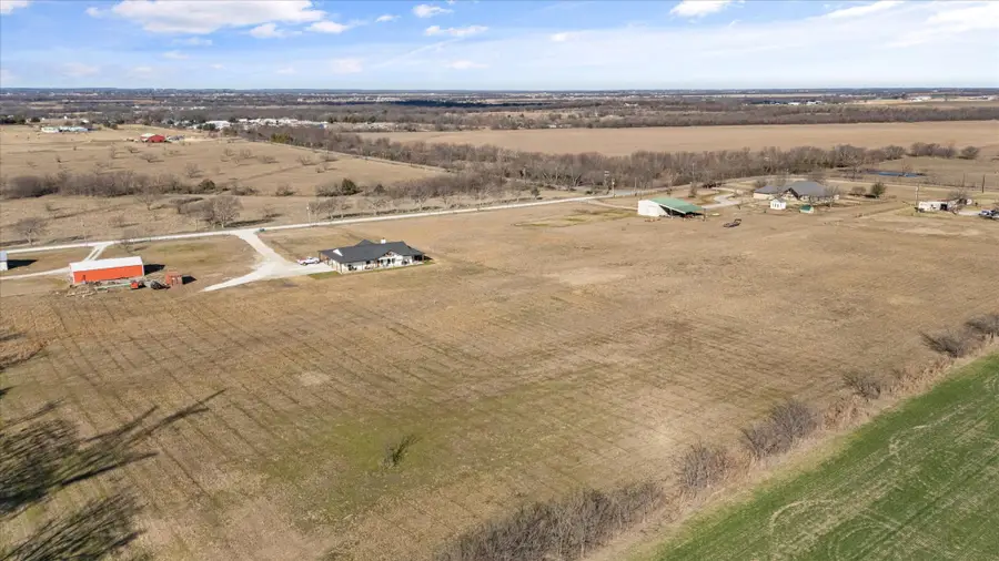 618 Minnis Road, Collinsville, TX 76233 - Image #3