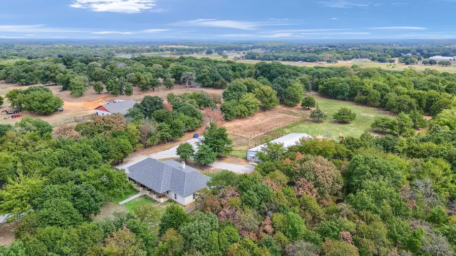 114 County Road 225, Valley View, TX 76272 - #3