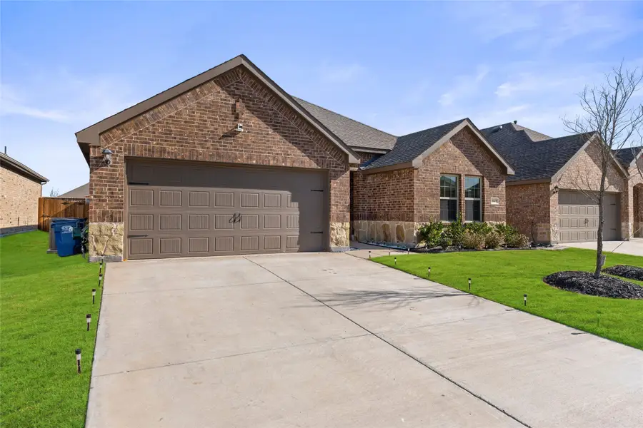 1517 Blossom Court Drive, Princeton, TX 75407 - Image #2