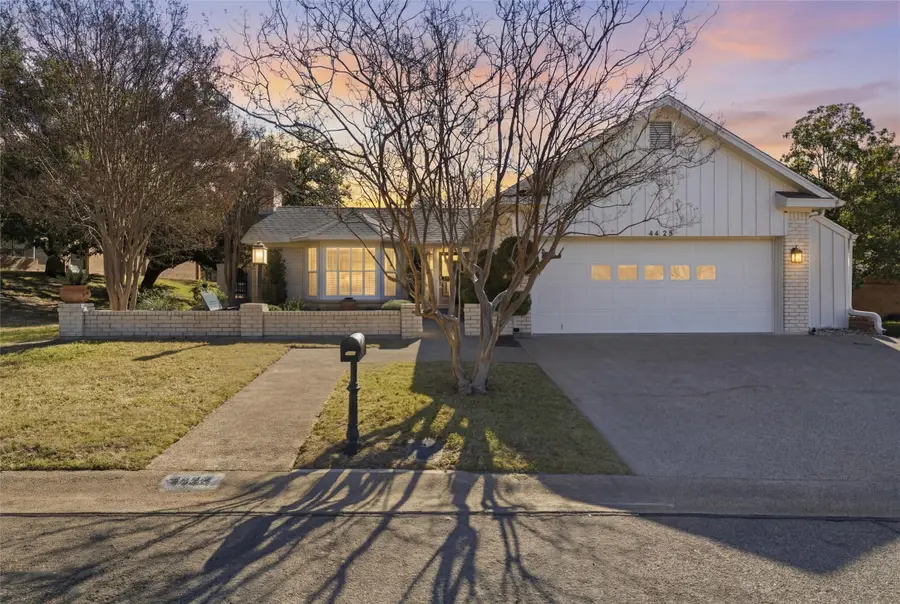 4425 Westchester Drive, Waco, TX 76710 - Image #2