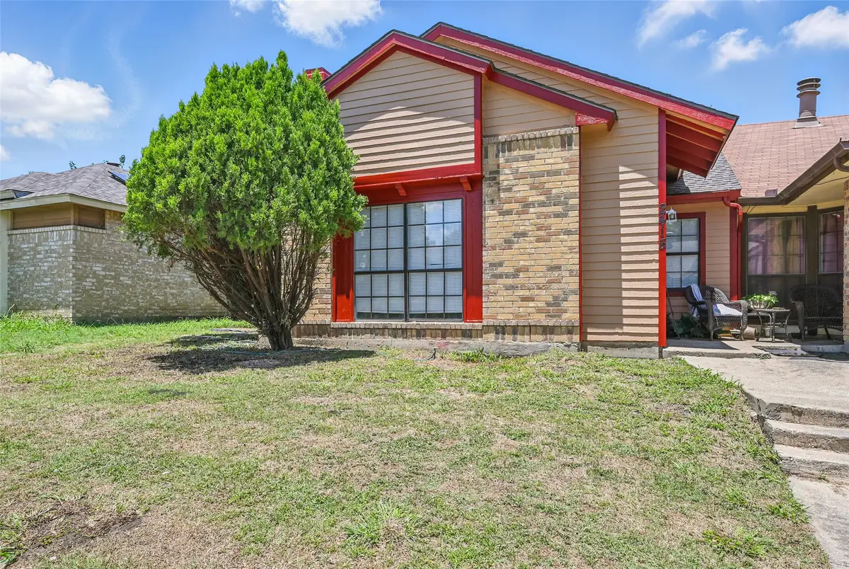 2415 Sunflower Drive, Arlington, TX 76014 - Image #1