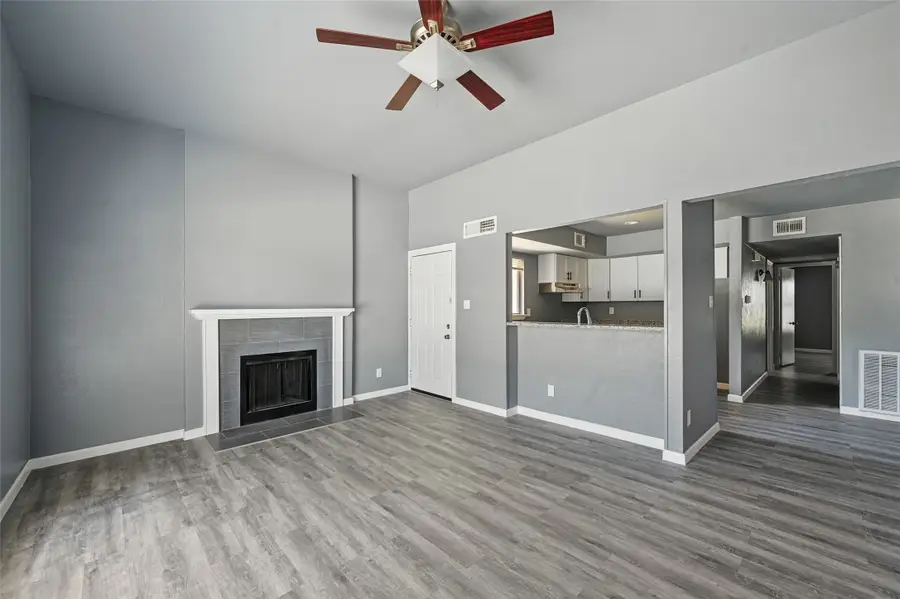 2415 Sunflower Drive, Arlington, TX 76014 - Image #3