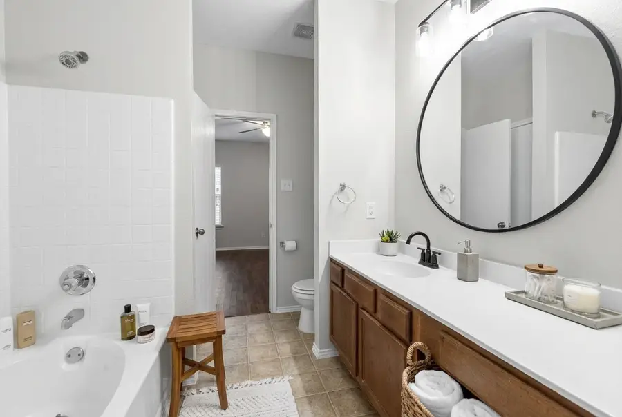 3521 Apple Valley Way, Dallas, TX 75227 - #3