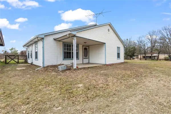 113 Red Oak Drive, Mabank, TX 75156