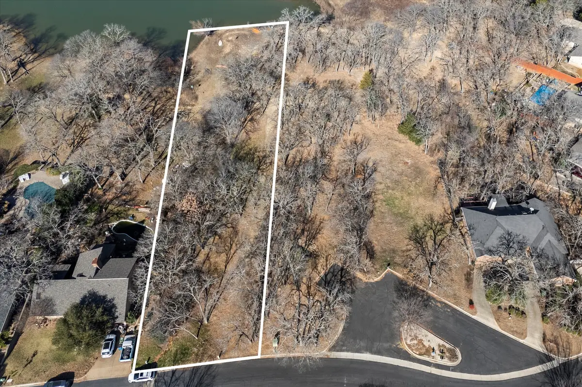 18 Royal Oaks Boulevard, Hickory Creek, TX 75065 - Image #1