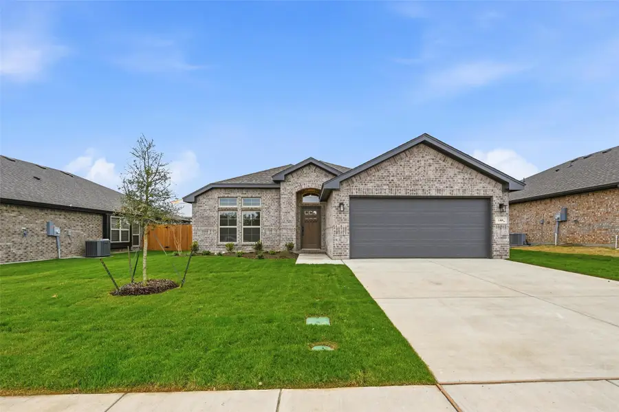 1408 Quail Creek Drive, Cleburne, TX 76033 - #2