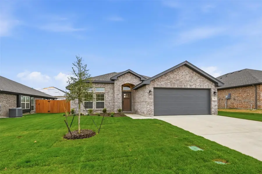 1408 Quail Creek Drive, Cleburne, TX 76033 - #3