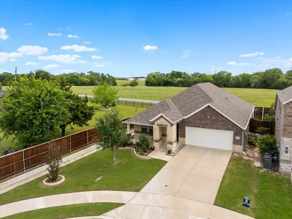 252 Rosewood Drive, Lavon, TX 75166
