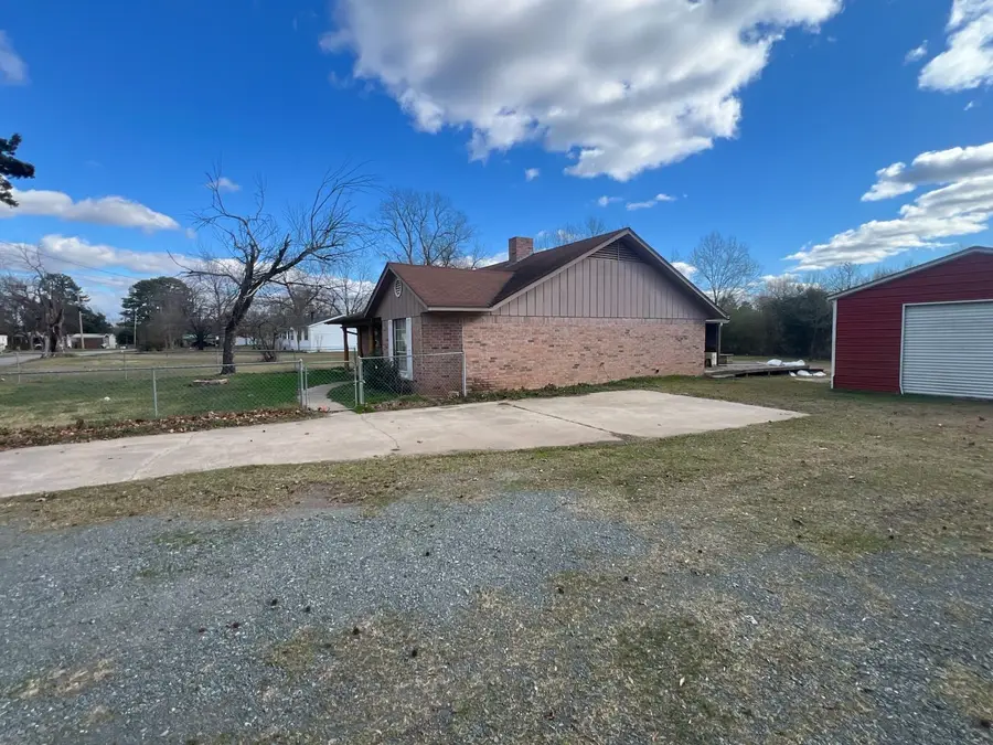 311 Ruff Street, New Boston, TX 75570 - Image #2