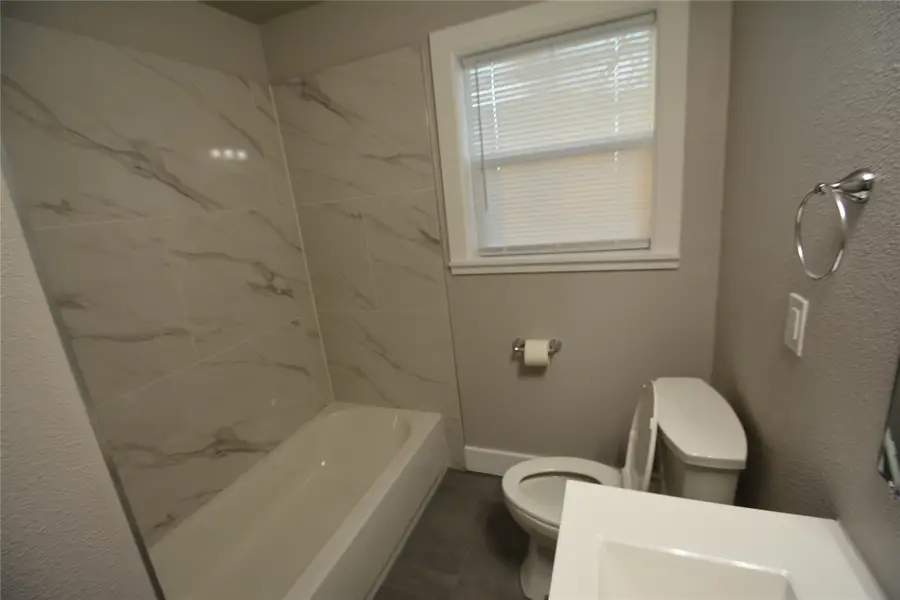 4240 Cherokee Trail, Fort Worth, TX 76133 - Image #3