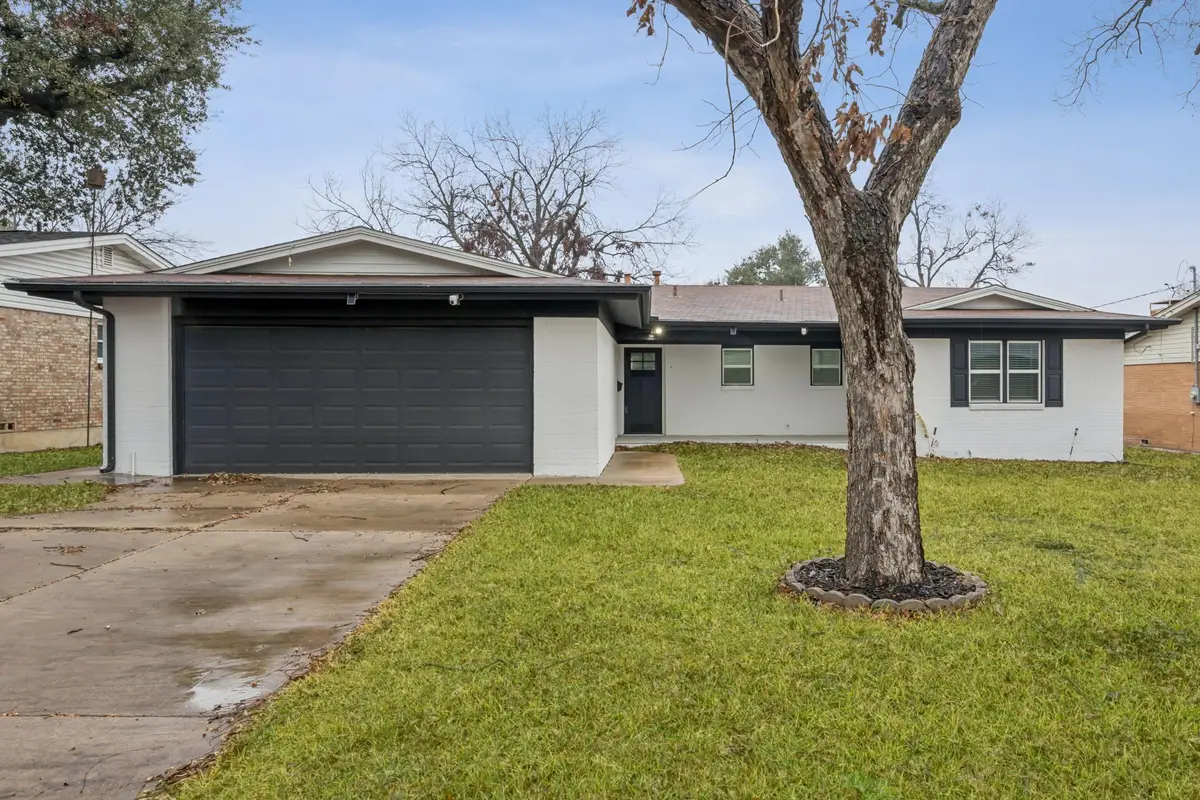 2800 Sadler Avenue, Fort Worth, TX 76133 - Image #1